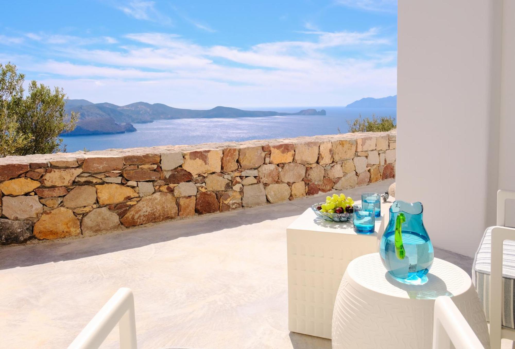 Odyssey Rock Milos Sunset Suites Plaka  Exterior foto